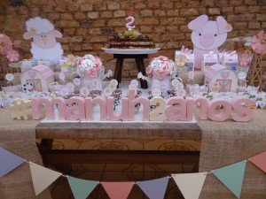 festa-da-manuh-mesa-frente