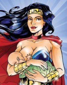 super-mulher-amamentando